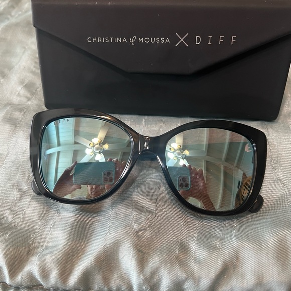 Diff Christina El Moussa Ruby Sunglasses - Picture 7 of 9